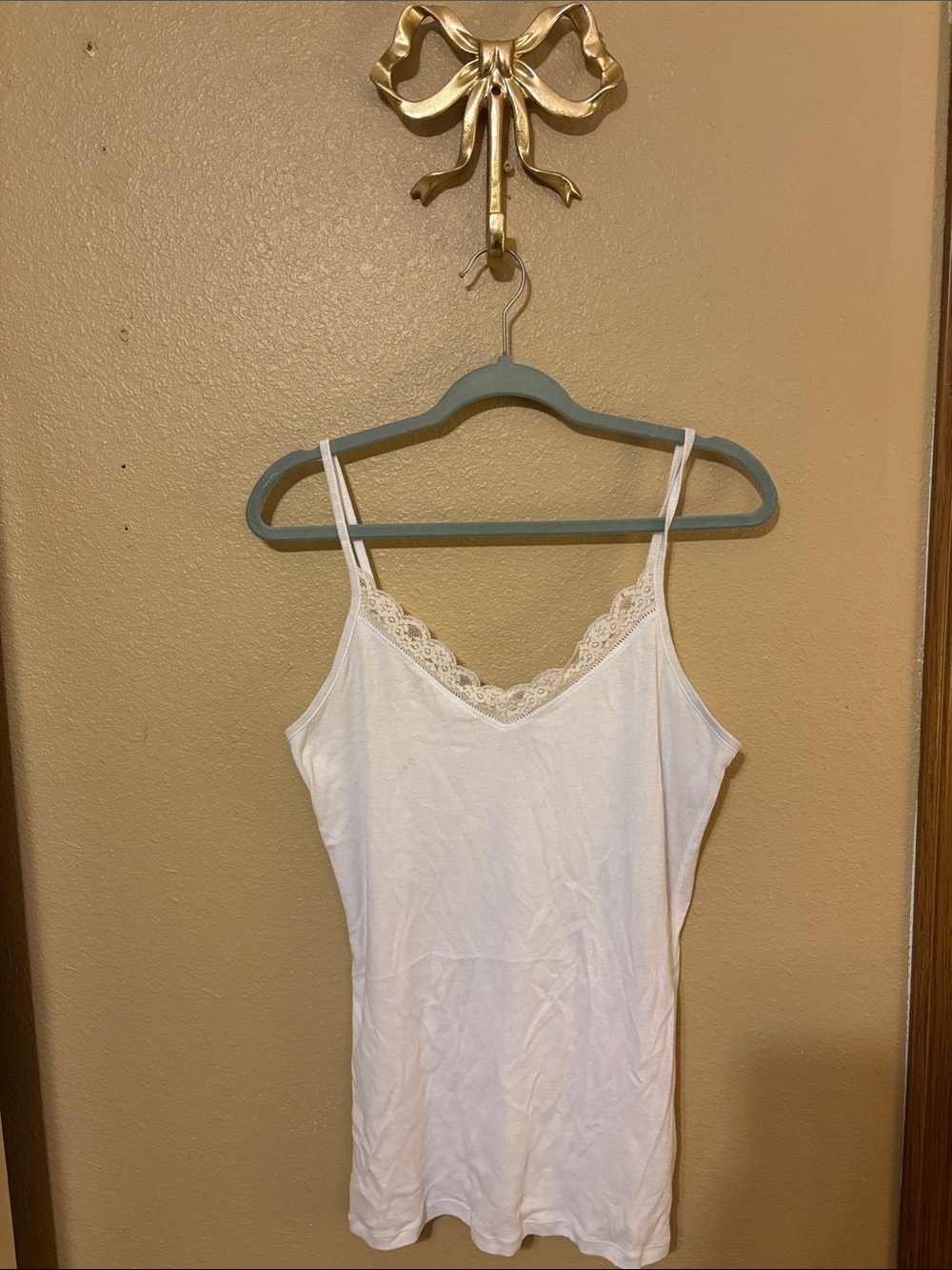 Old Navy Lace White Ribbed Tank Top